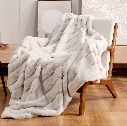 Cozy Fur Throw Blanket